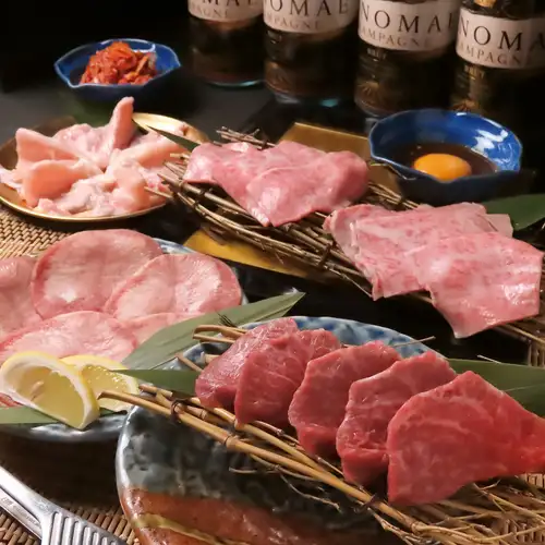 店長おまかせコースで贅沢なひととき、厳選肉と希少部位を堪能、バランスよく味わう