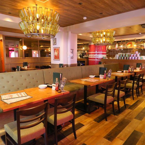 We also have seating that is perfect for large groups, and we have a wide range of courses with all-you-can-drink options for casual dining, so please feel free to use our restaurant for a wide variety of occasions.