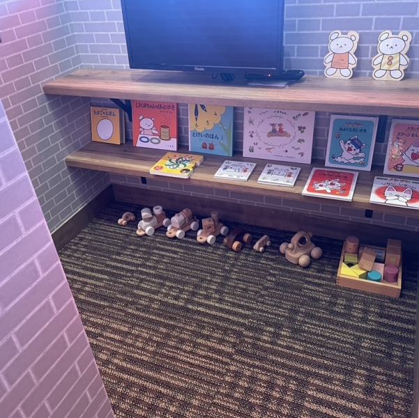 Children are welcome: We also provide baby chairs and children's menus so that guests with children can enjoy their stay with peace of mind.Please let our staff know when you visit.You can also bring strollers into the restaurant! Please come and enjoy lunch with friends or a moms' get-together♪ (※The photo shows a restaurant in our sister store as we are currently preparing to open.)
