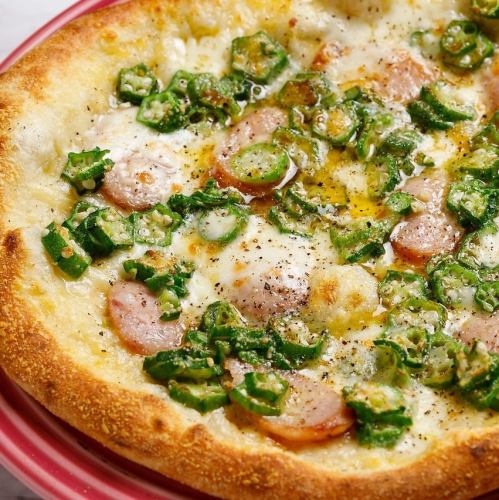 Salty pizza with okra and sausage