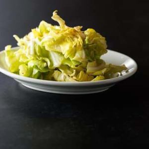 Spring cabbage salad from Fukuoka prefecture with spices