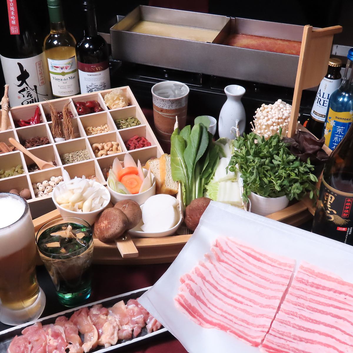 火鍋や鉄板焼きをお楽しみいただけるコースをご用意しております