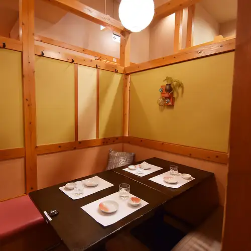 宴会向けの個室完備◎