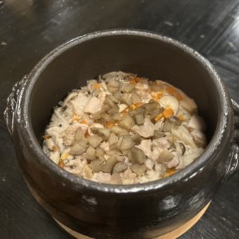 土鍋ごはん鶏ごぼう