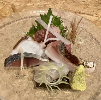 県産活カツオ刺し