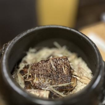 土鍋ごはん真鯛と木の子