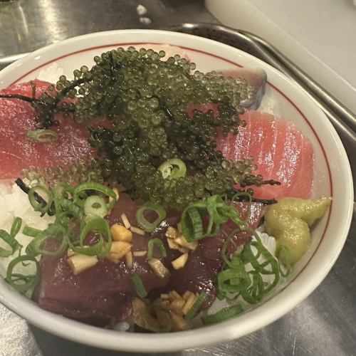 海鮮丼(小)