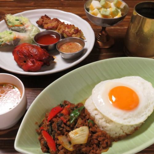 厳選スパイス＆ハーブをふんだんに使ったシェフの料理◎