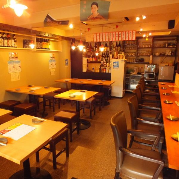 Showa retro popular pub is concept! You can use it to fit the scene from a small group to a large number of people !!