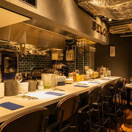 大人デートにもピッタリのお洒落な店内は、落ち着いた雰囲気で居心地の良い空間となっております。お誕生日や女子会、ご家族でのお祝い事にも、お気軽にご来店ください。お得なイベントも開催中！クーポンページで詳細をご確認ください。