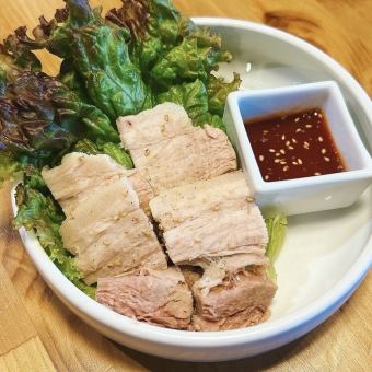 Steamed Pork [4 slices]