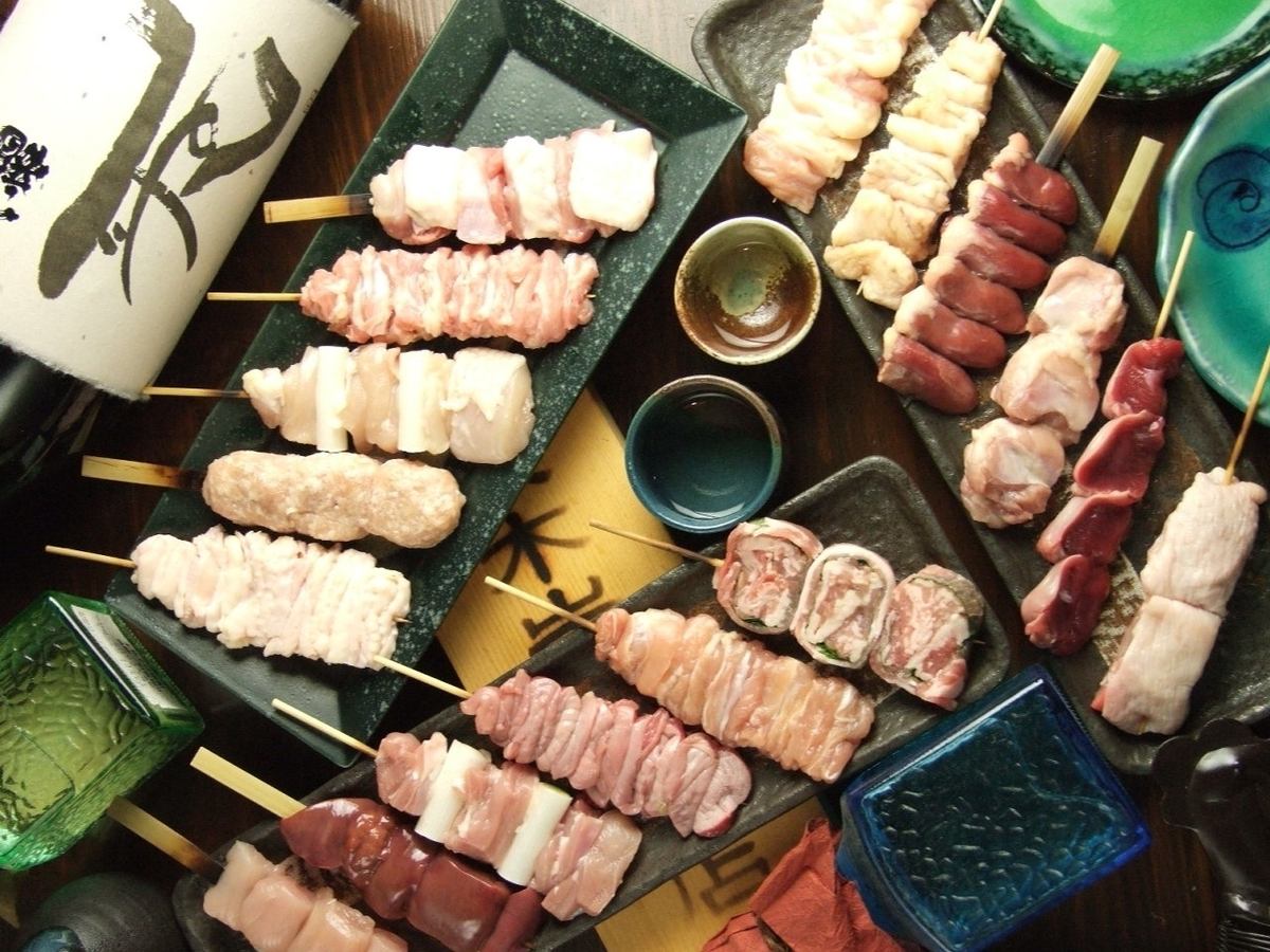 やきとりの老舗、鳥辰。名だたる日本酒・焼酎も取り揃えております。