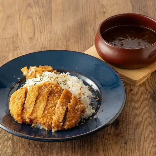 さつまいも豚の手仕込カツカレー