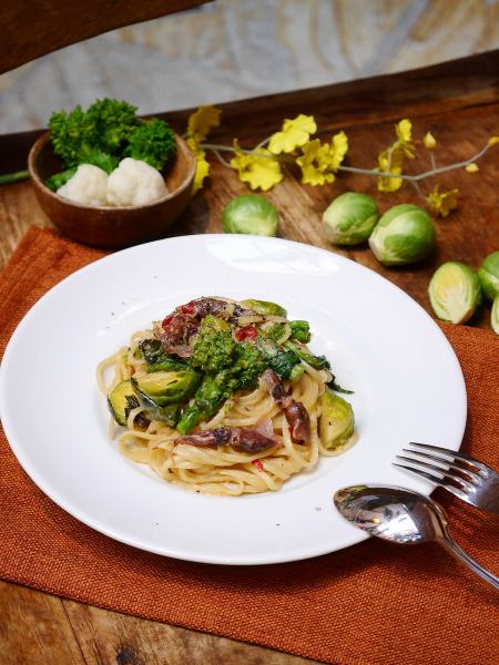 Spring fresh pasta, aglio olio peperoncini with firefly squid and spring vegetables