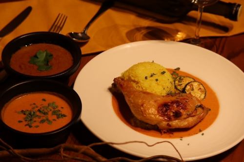 骨つき若鶏のコンフィーのチキンカレー