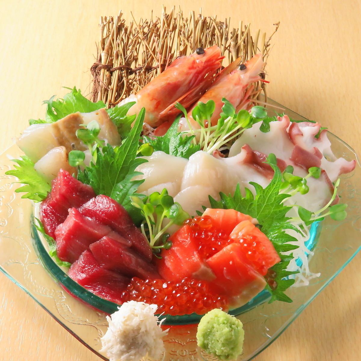 こだわりの海鮮を活かしたお茶漬けや丼は絶品です◎