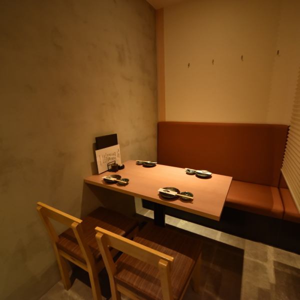 [Complete private room] We have a tatami room type private room! Even a small group of 2 people or more can relax in a private room.You can enjoy Japanese and local dishes that are one rank higher than the affordable izakaya that are particular about the ingredients, so it is recommended on days when you want to spend a relaxing time on your way home from work.Please feel free to contact us by phone for the number of people.