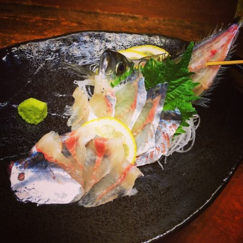 [Kururiki]'s most popular menu item ☆ Horse mackerel ikezukuri 1,650 yen (tax included) Perfect for pairing with alcohol.