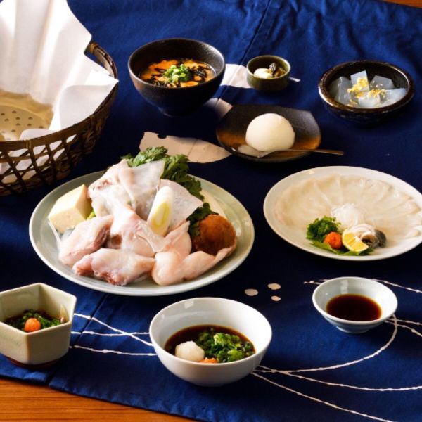 ◆《Shimonoseki Direct》A5 Rank Natural Tiger Pufferfish Course (6 dishes) from 10,000 yen (tax included) *Reservation required by the day before