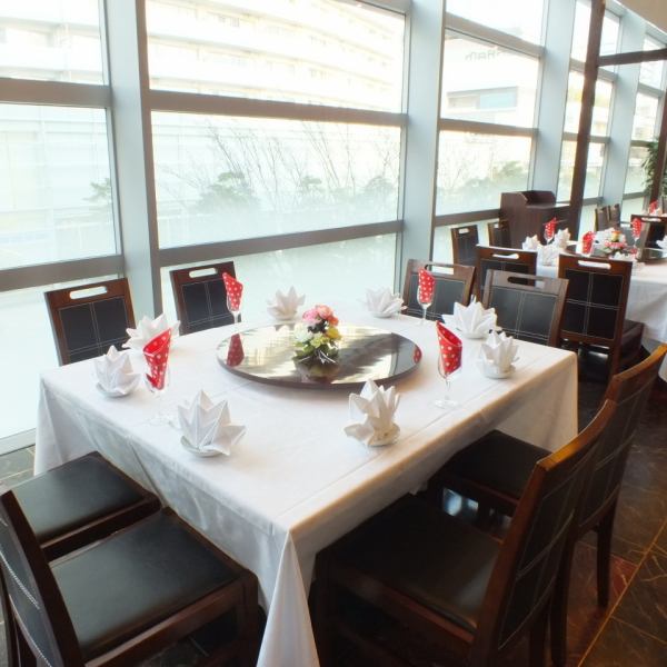 【Individual room】 It is a space with big window, opening feeling is outstanding.You can use it widely for various banquets and birthday parties etc