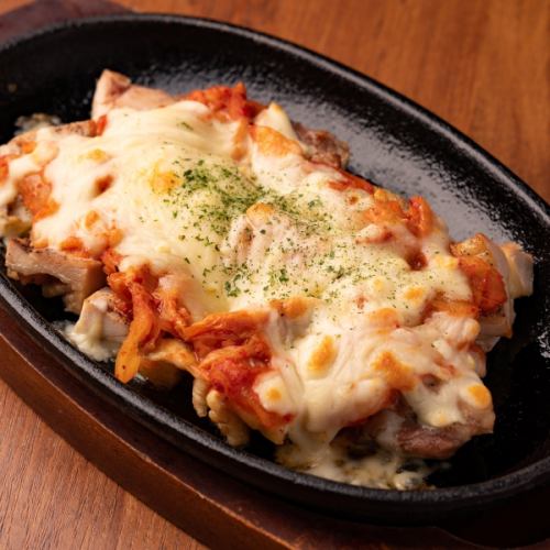 Grilled chicken with kimchi cheese