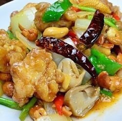 鳥肉のカシューナッツ炒め(ガイパッメットマムワン)
