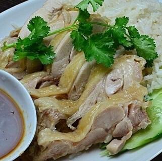 カオマンガイ(蒸し鶏ご飯)