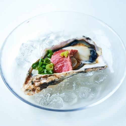 Roast beef and wasabi oyster cocktail