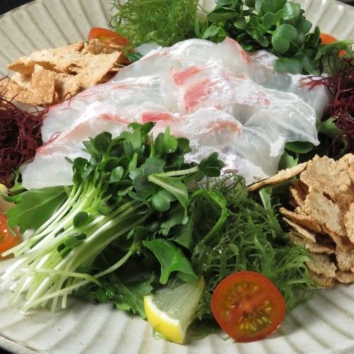 Seafood Japanese-style market salad