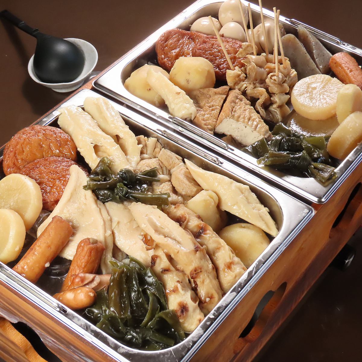 おでんとお酒を楽しみながら、カラオケを歌えるお店です！