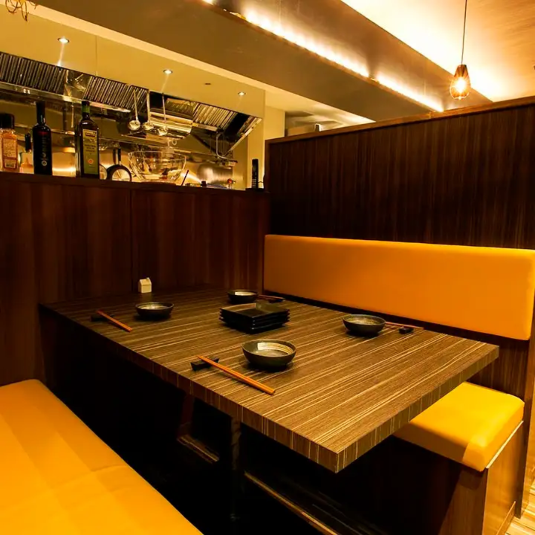 We have private rooms available for parties of 2 or more! We also accommodate banquets of 20 or more people!