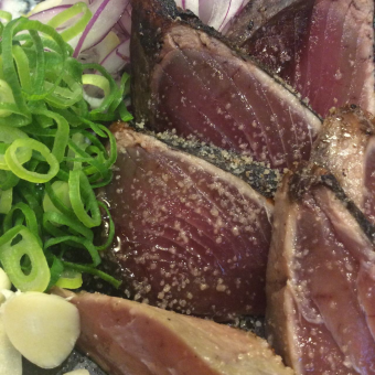 Raw bonito seared with salt (Large)