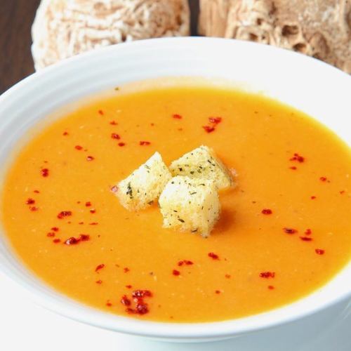 Mercimek Corbasi赤レンズ豆スープ