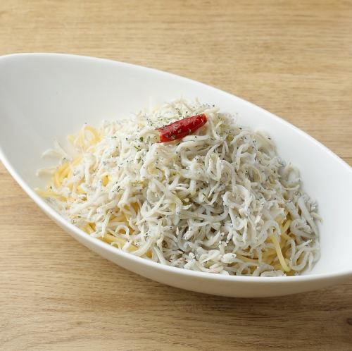 名物！しらすのペペロンチーノ