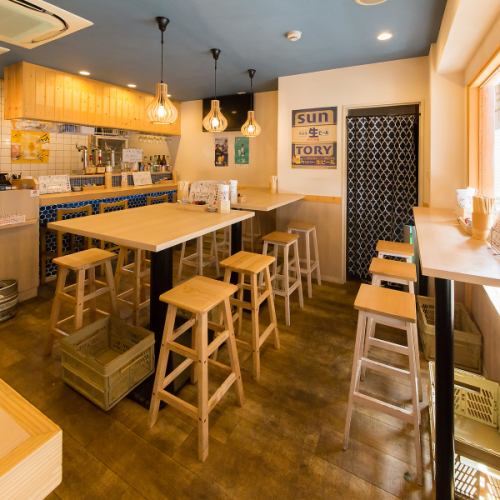 活気あふれる空間の店内