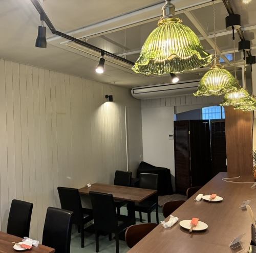 【会話を楽しむカウンターのお席♪】店員と直接お顔を合わせるカウンターのお席では、オススメの料理やお酒などのお話も聞けちゃうかも！