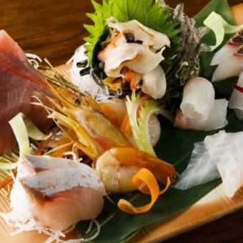 Ojika Island fresh fish and special sashimi platter for 1 person