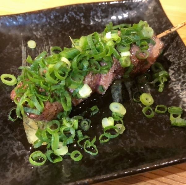 匠の焼き加減！店長オススメ『ねぎ塩レバー』