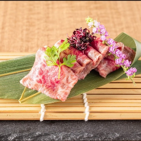 接待など特別な日におすすめな贅沢お肉等をご用意しております。