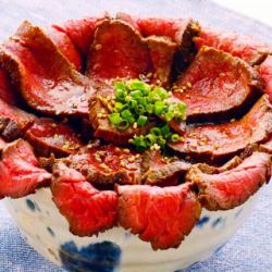 Wagyu roasted beef peach bowl