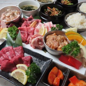 120 minutes all-you-can-drink + Akagyu ☆ Greedy Hormone Course (13 dishes in total) 5,460 yen (tax included)