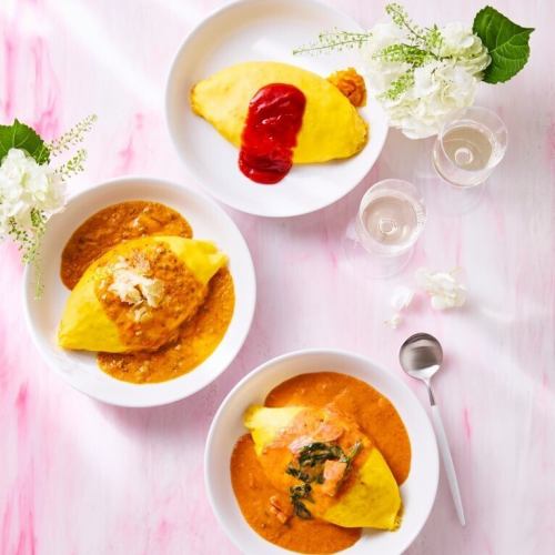 モッツァレラのミートクリームオムライス/ベーコンとほうれん草のトマトクリームオムライス