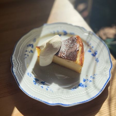 ケーキセット(ケーキとセットドリンク)