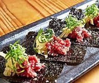 horse sashimi dishes