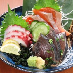 Assortment of 3 sashimi dishes