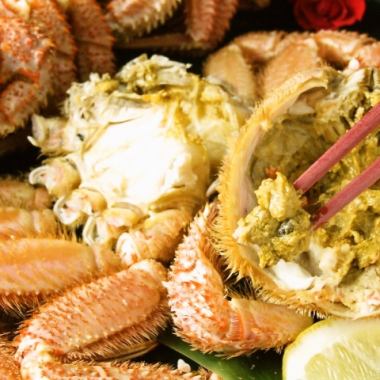 Assorted beach-boiled hairy crab
