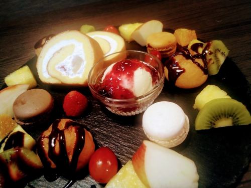 ◆ Dessert plate