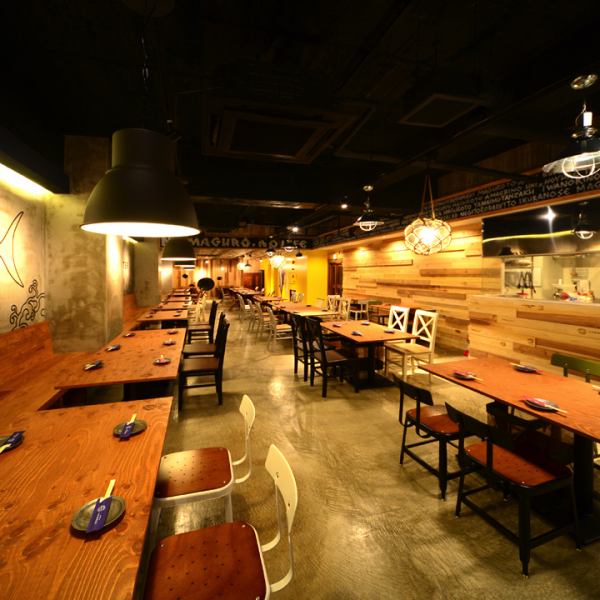 空間プロデューサーが監修したオシャレな店内は2名様～最大100名様迄のご宴会、パーティーが可能！コンクリートとウッドがモチーフになっており、スタイリッシュな空間作りになっています◎雰囲気抜群のオシャレな店内でワンランク上の空間をお楽しみ下さい♪栄、矢場町で宴会、記念日、女子会にGOOD☆