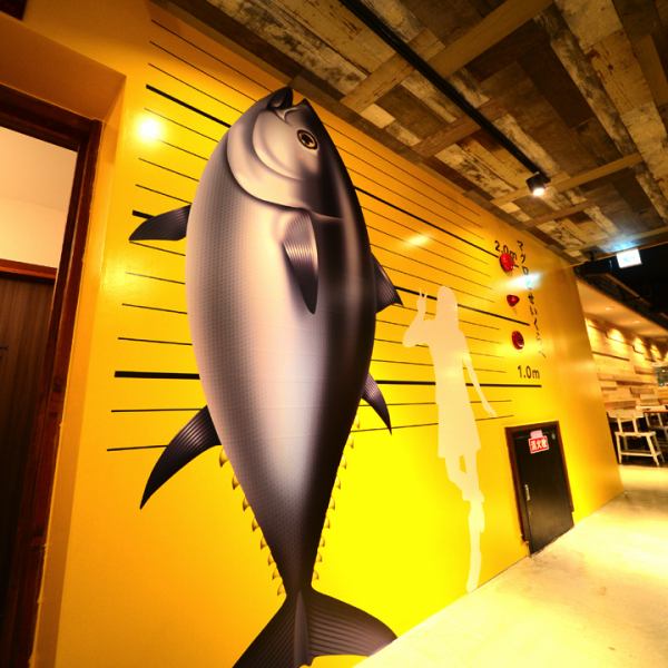 店内は面白い仕掛けがいっぱい♪エンターテイメント溢れる店舗作りは美味しい！楽しい！をお客様に味わって頂きたいという思いから設定しております◎会社宴会、飲み会、女子会、合コンなどに盛り上がること間違いナシ！！ 