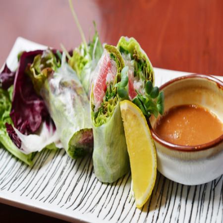 鮪と甘海老の生春巻き 